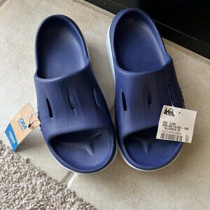 NWT Hoka Ora Recovery 3 Slides Blue Sandals Comfort Slip On Youth Size 4